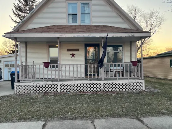 1305 W 4th Ave, Brodhead, WI 53520