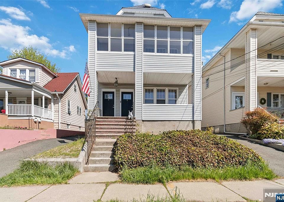 1st image of 165-167 Dundee Ave