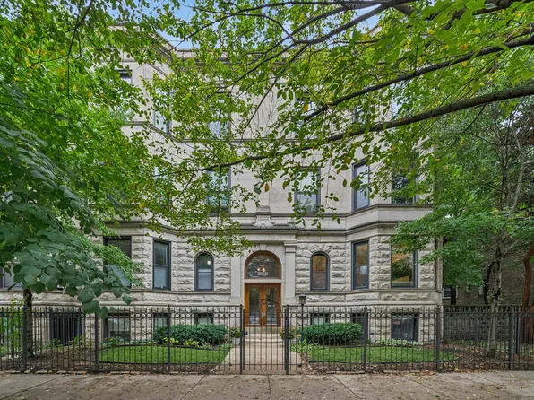3826 N Fremont St APT 1N, Chicago, IL 60613