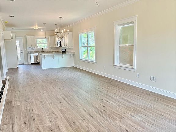 2nd image of 2298 Snowden Pl