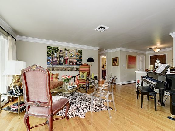5th image of 8005 Birnam Wood Dr