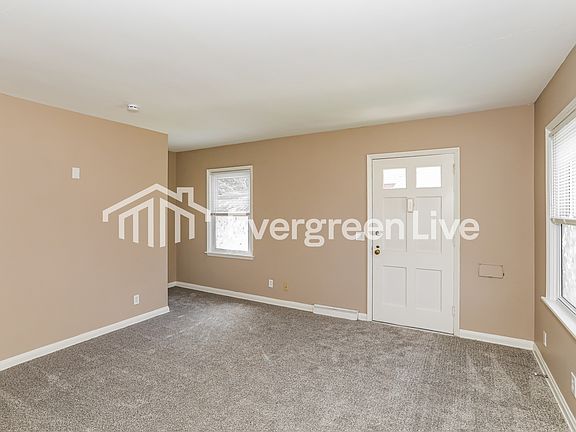 3rd image of 60 Gambier Cir