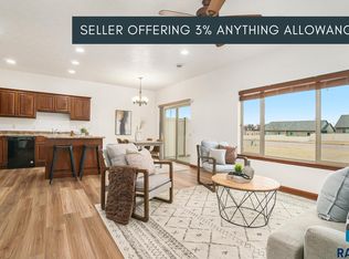 8707 W Annabelle St, Sioux Falls, SD 57106