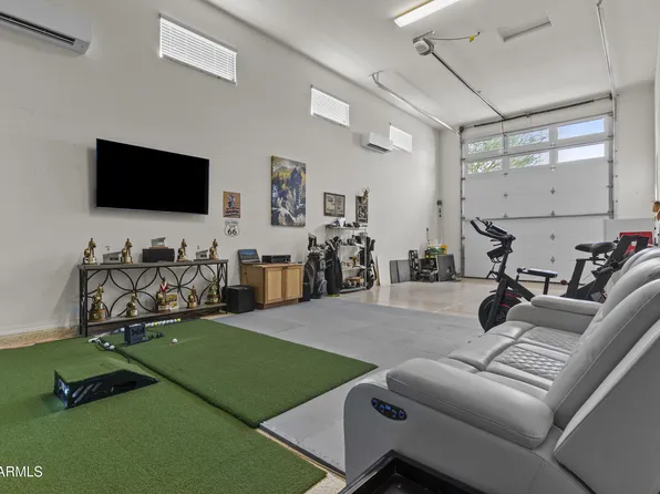 17268 W STRAIGHT ARROW Lane, Surprise, AZ 85387