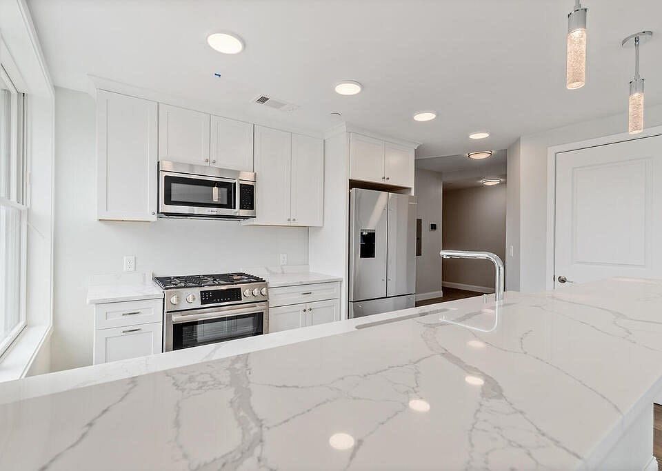 The Hendries Building Condominium 131 Eliot St Milton, MA Zillow