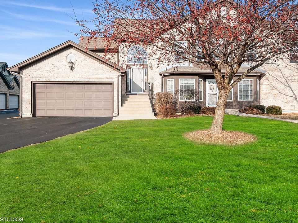 1st image of 714 Kresswood Dr #714