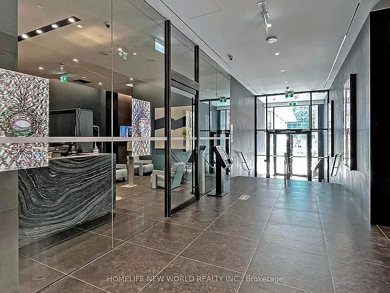 25 Richmond St E #320 — Photo 5