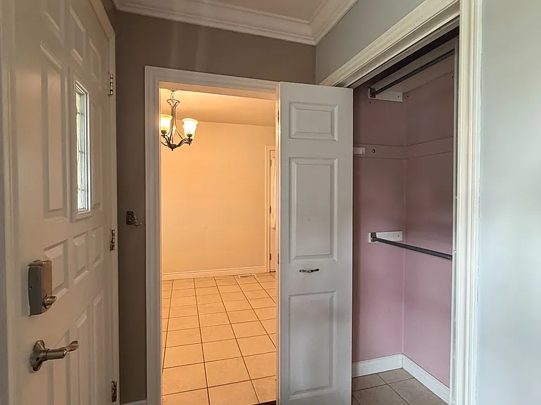 10 Miami Dr — Photo 17