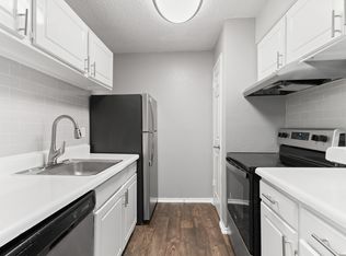 3230 S Gessner Rd APT 2515, Houston, TX 77063