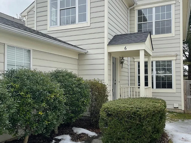 6 Marketree Ct — Photo 1