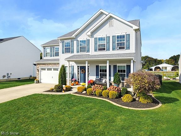 3rd image of 37408 W Fenwick Dr