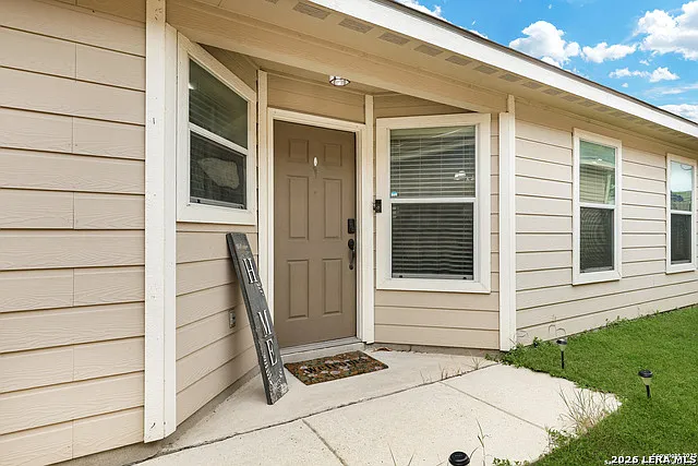 3 bed, 2.0 bath, 1459 sqft, $1,750 — Photo 3