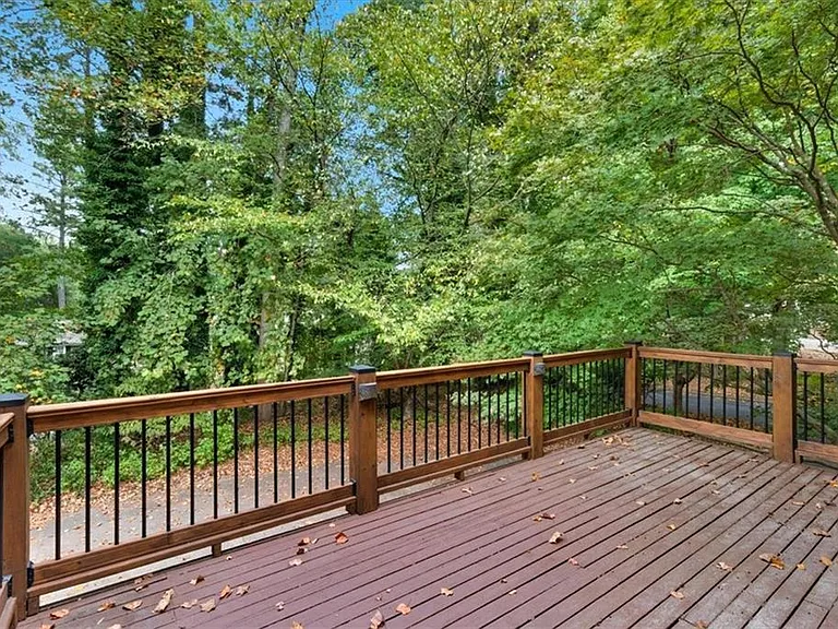1211 Whitlock Ridge Dr SW — Photo 30