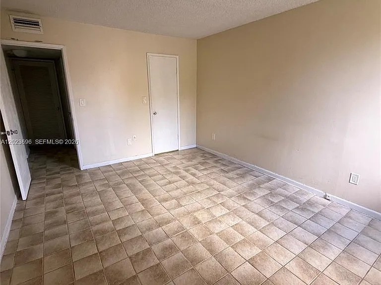 9150 Fontainebleau Blvd #203-2 — Photo 4