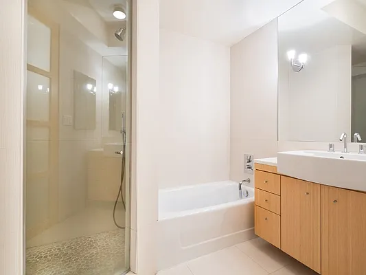 Sold by Sotheby's International Realty | media 7