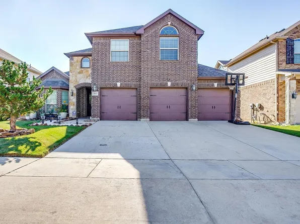 2813 Stackhouse St, Fort Worth, TX 76244