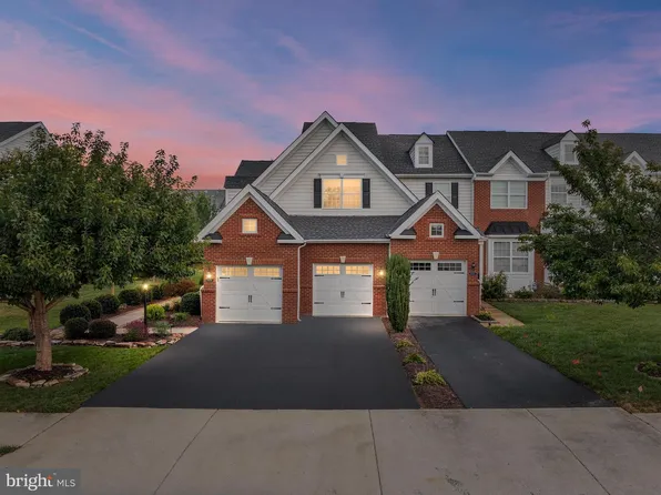 15438 Painters Cove Way, Haymarket, VA 20169