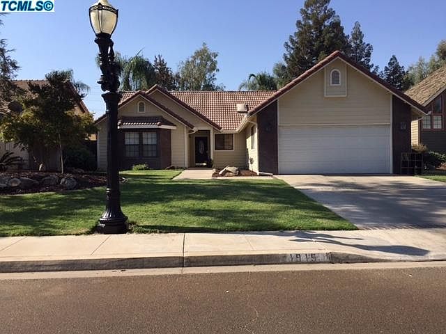 1st image of 1915 E Evergreen Ct