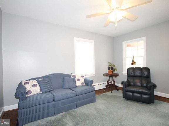 5th image of 6701 Oak Dr