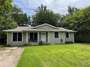 2000 Island Byu, Bonham, TX 75418