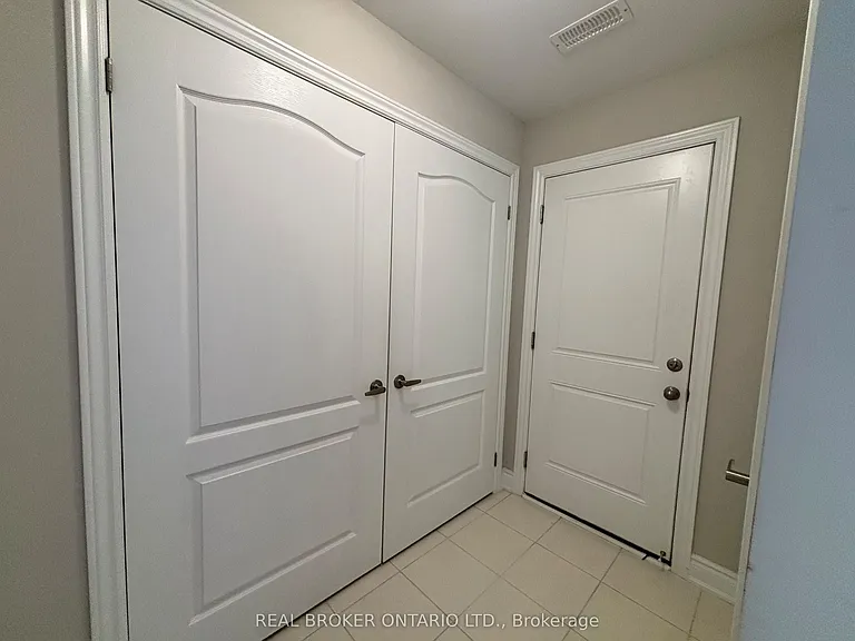 100 Marina Village Dr — Photo 4