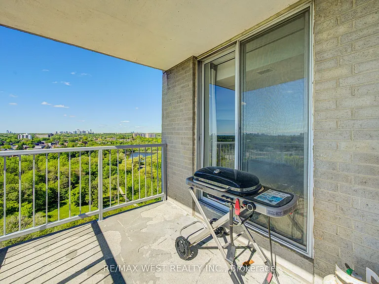3559 Eglinton Ave W #1309 — Photo 39