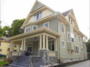 52 Grove St, Bangor, ME 04401