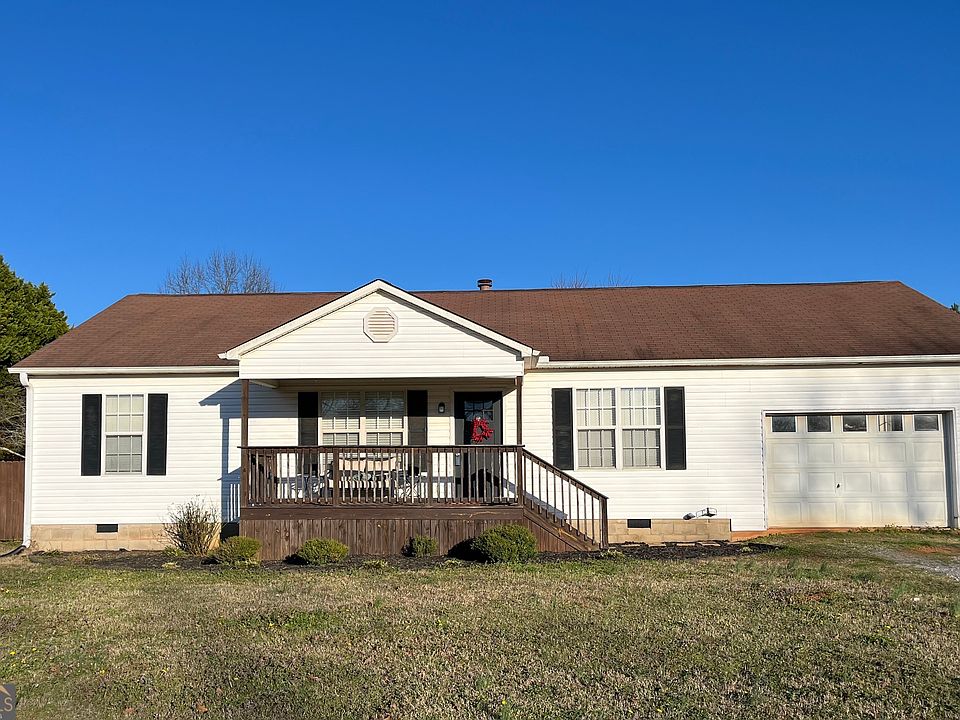 1st image of 13 Chapel Hill Rd