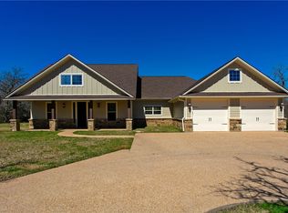 19686 Pipeline Rd, College Station, TX 77845