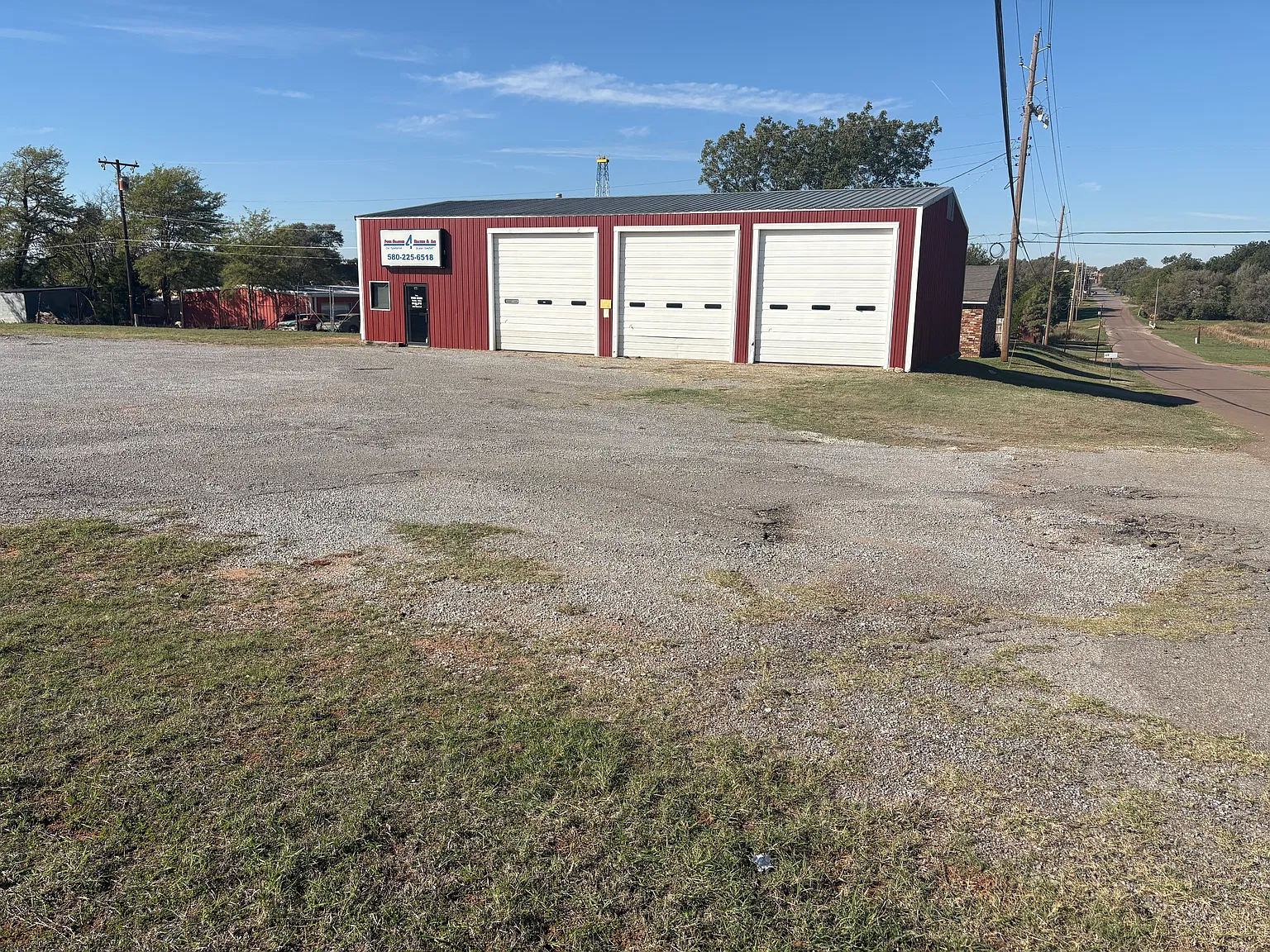 3 bed, $1,295 — Photo 2