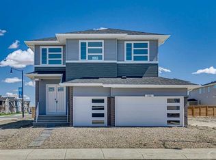 246 W Dawson Wharf Rise, Chestermere, AB T1X2X3