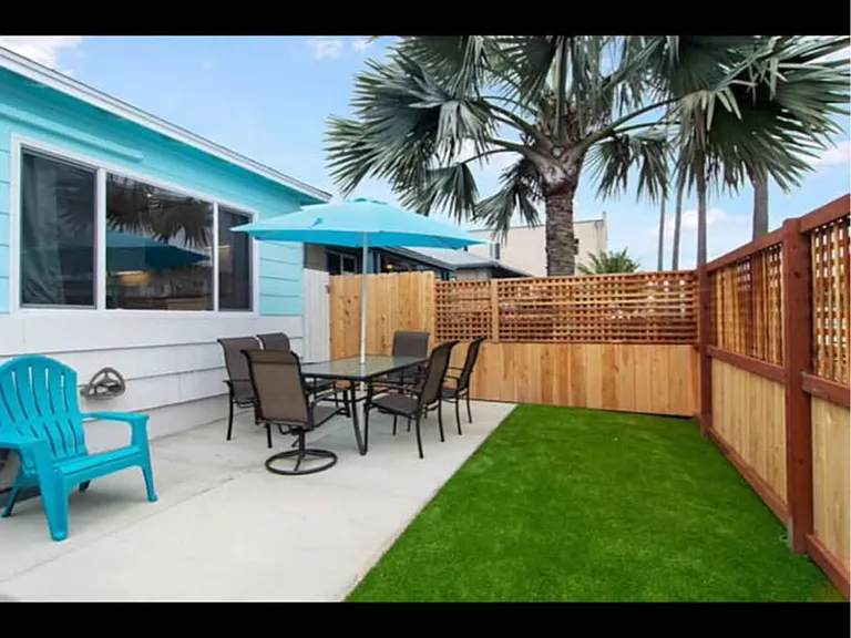 5122 Voltaire St — Photo 5
