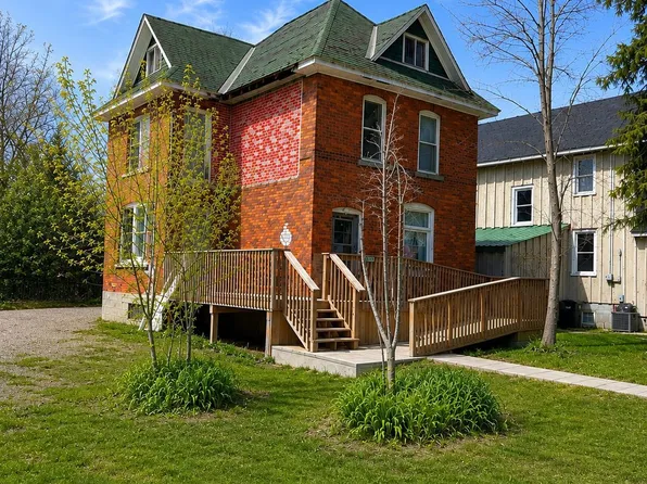 3368 Muskoka St, Severn, ON L0K 2B0