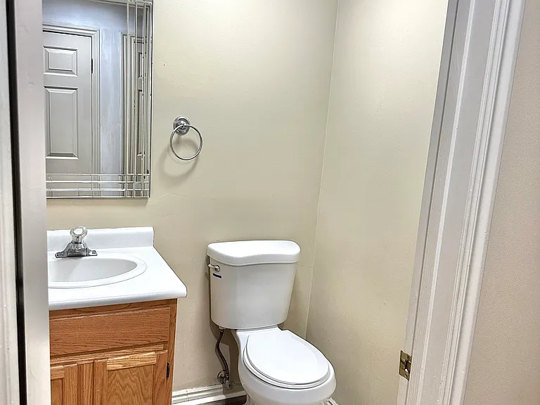 841 E Apple Park Way #BASEMENT — Photo 10