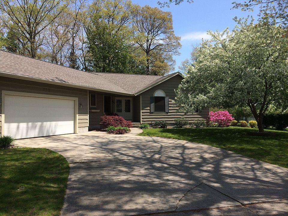 1st image of 712 W Wedgewood Dr