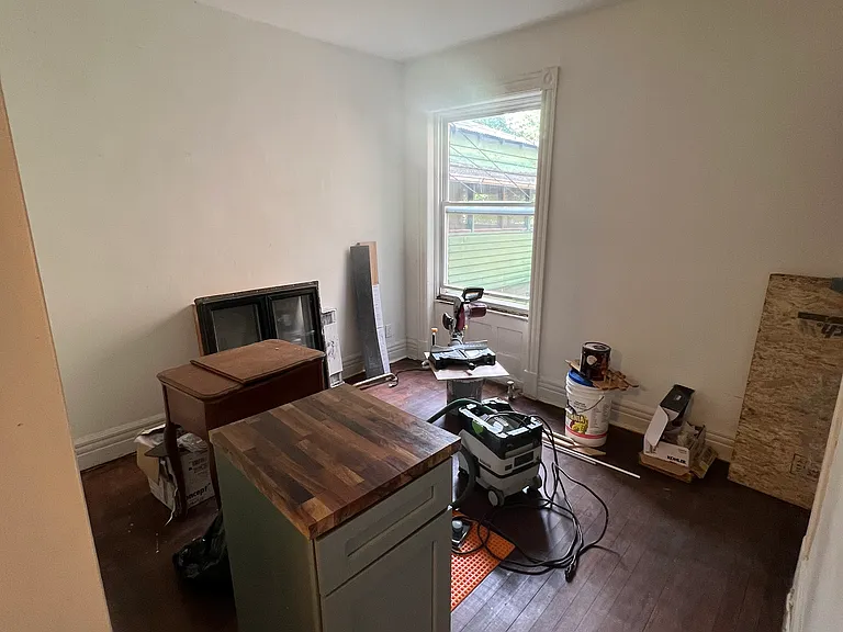 520 Madison Ave #3B — Photo 6