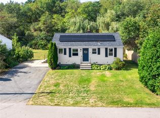 86 Hancock Dr, North Kingstown, RI 02852