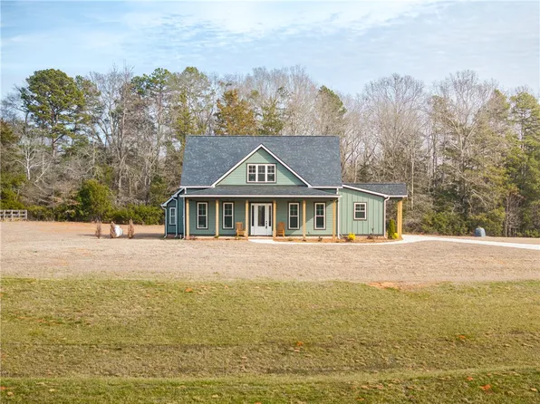 355 Dobbins Rd, Townville, SC 29689