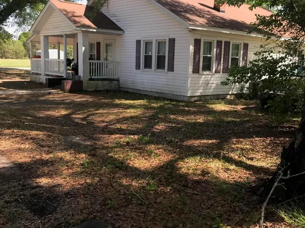 482 Pascallas St, Blackville, SC 29817