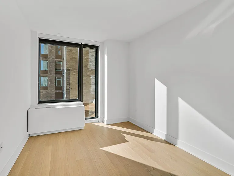 662 Pacific St #19B — Photo 11
