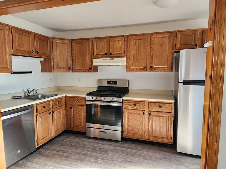 31 Elm St #1 — Photo 14