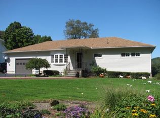 913 Maple St, Little Meadows, PA 18830