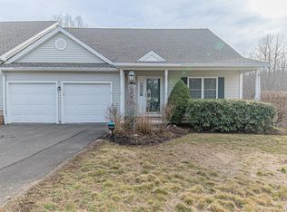 108 Meadow Brook Rd UNIT 108, Oxford, CT 06478