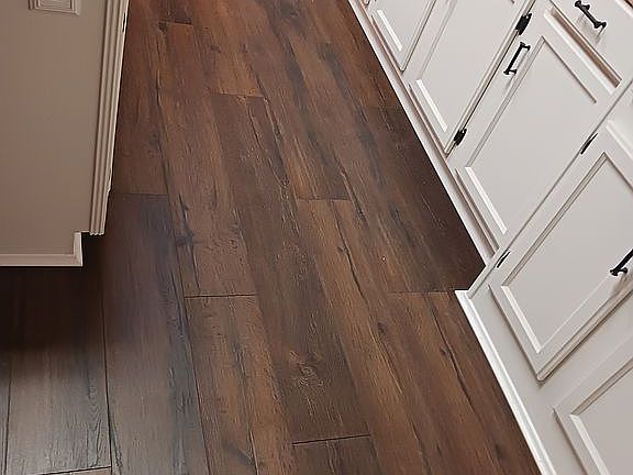 New laminate flooring 