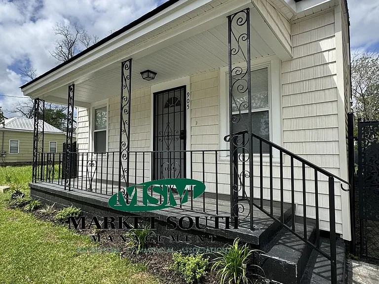 905 Elliott Ave — Photo 26