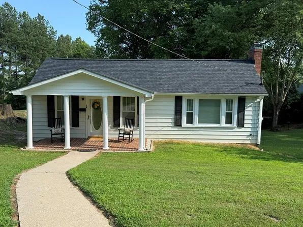 28 Dula St, Danville, VA 24541