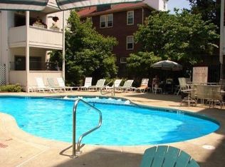 4 Commonwealth Ct APT 5, Brighton, MA 02135