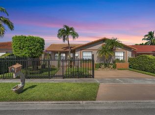 1068 SW 137th Pl, Miami, FL 33184