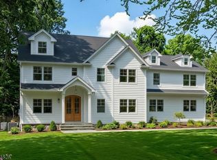 22 Floral St, Chatham, NJ 07928