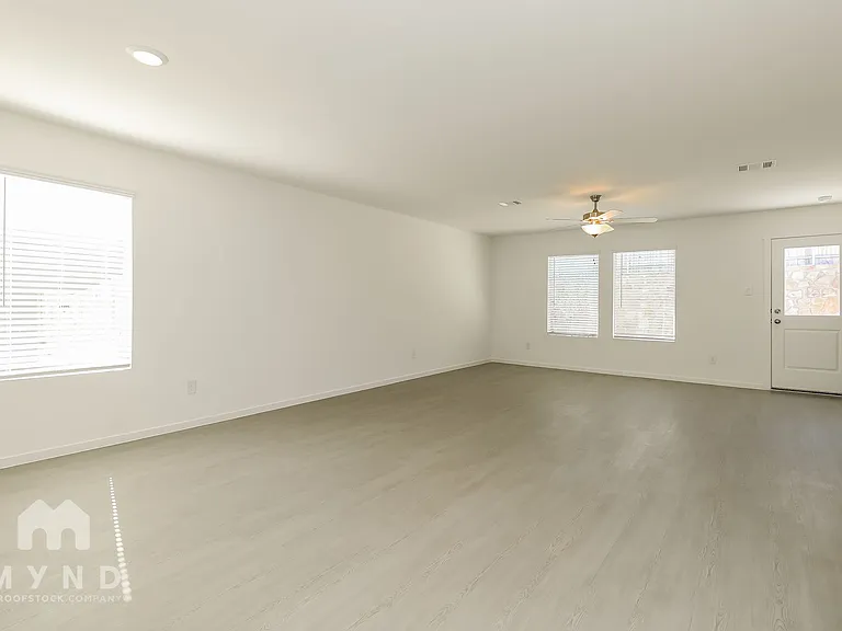30 West Luxury Rental Homes — Photo 383